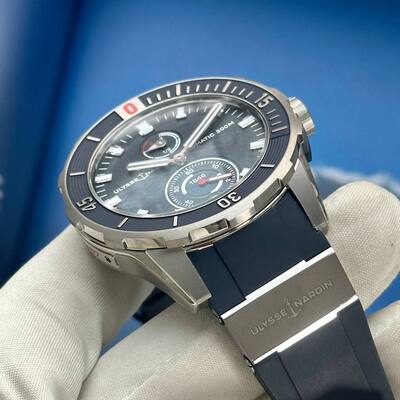 Ulysse Nardin Diver 44mm